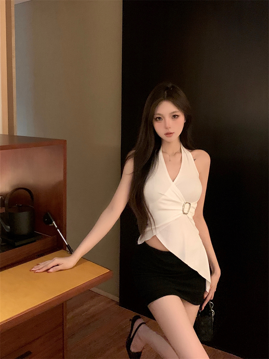 Actual shot~ Summer new style temperament V-neck halter strap women's irregular slimming sleeveless T-shirt outer top