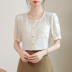 批发2026实拍新款圆领短袖<b class='q'>衬衫</b>女夏季法式绝美气质双口袋<b class='q'>OL</b>通勤上衣女