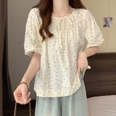 批发实拍大码法式泡泡袖波点<b class='q'>衬衫</b>女夏季新款复古宽松系带圆领短袖上衣