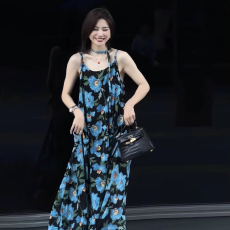 批发法式海边度假风蓝色碎花无袖吊带连衣裙女夏季2026年新款沙滩长裙