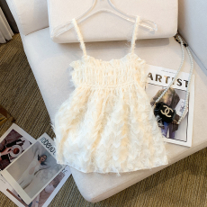 批发实拍 大货 2026夏季新款设计感毛绒流苏甜美短款无袖吊带<b class='q'>上衣</b>女