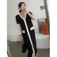 批发已出货  韩国chic 气质V领单排扣撞色拼接短袖针织连衣裙