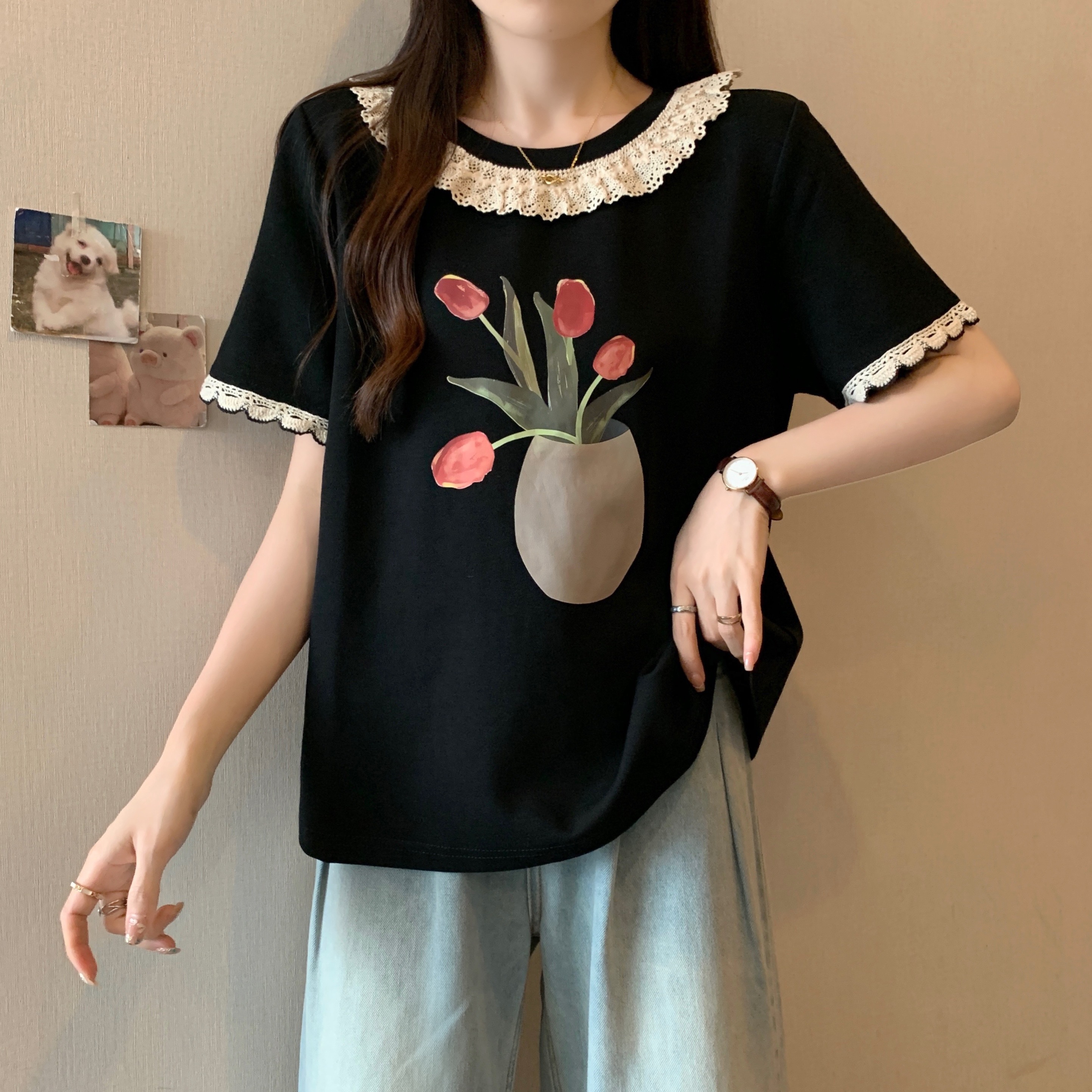 실사 빅 사이즈 디자인 센스 레이스 측면 검정색 긍정적 인 어깨 반팔 티셔츠 여성 여름 지방 mm 슬림해 보이는 루즈핏 맨위