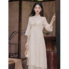 批发实拍  新款刺绣新中式仙气飘逸旗袍<b class='q'>连衣裙</b>  两套 +40