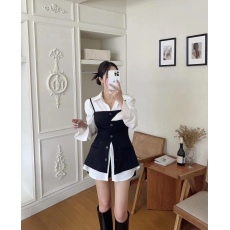 批发法式赫本风设计感小众<b class='q'>长袖</b>衬衫+吊带西装马甲连衣裙两件套