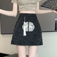 实拍新中式国风刺绣半身裙女夏季新款显瘦短裙流苏吊坠绣花A字裙