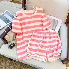 批发265#休闲<b class='q'>运动</b>套装女夏季<b class='q'>新款</b>大码胖mm宽松条纹露肩短袖短裤两件套