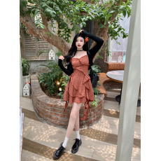 批发实拍大码女装防晒衫上衣不规则荷叶边<b class='q'>格</b>纹收腰吊带裙<b class='q'>连衣裙</b>女套装