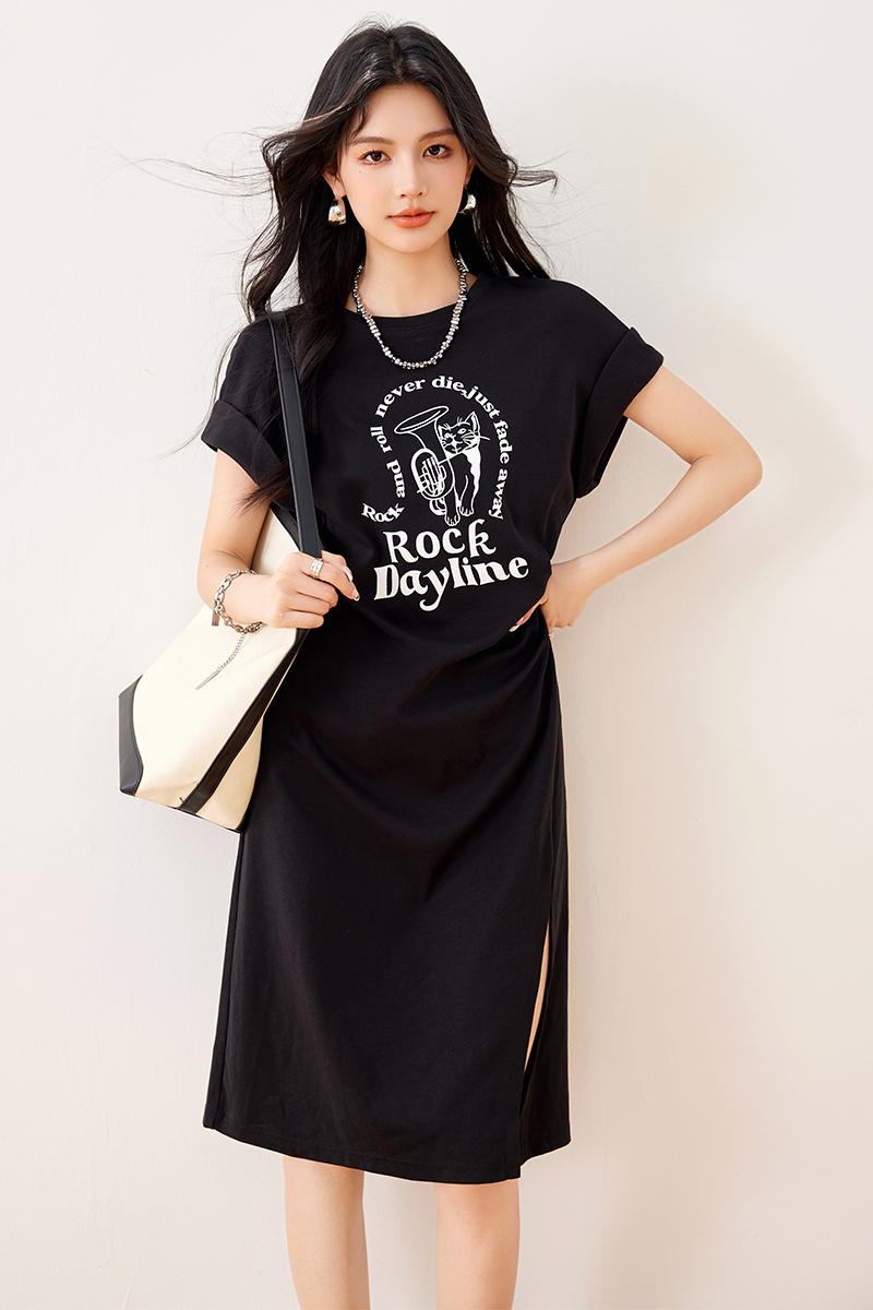 RY4806# 实拍◆◆时尚印花半袖连衣裙女黑色收腰开叉别致褶皱裙子