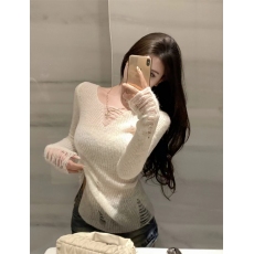 批发辣妹性感V领上衣女春秋<b class='q'>不规则</b>针织打底衫内搭破洞毛衣