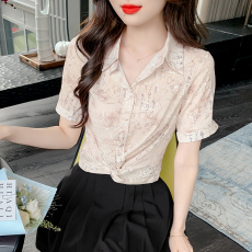 夏季新款时尚洋气新中式国风印花短袖衬衫女设计感小众短款上衣潮