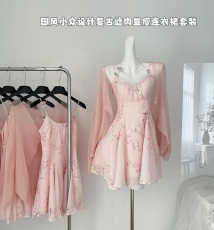 REESE初梦游吟 夏季国风小众设计复古遮肉显瘦连衣裙
