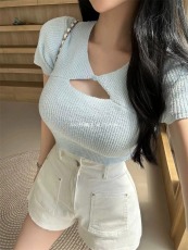 ann韩国东大门代购 24夏季女纯色系扣镂空修身洋气百搭针织衫上衣