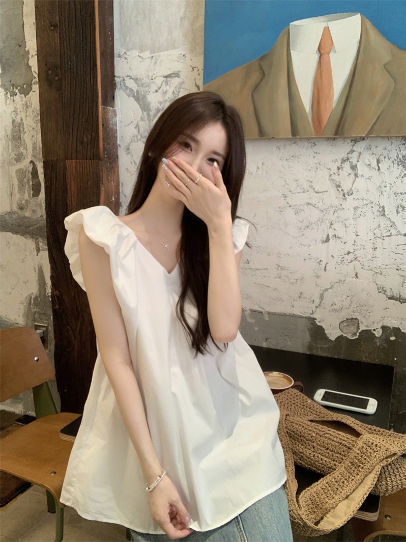 2024 summer mid-length v-neck Korean style loose age-reducing back strap small flying sleeve top shirt real shot