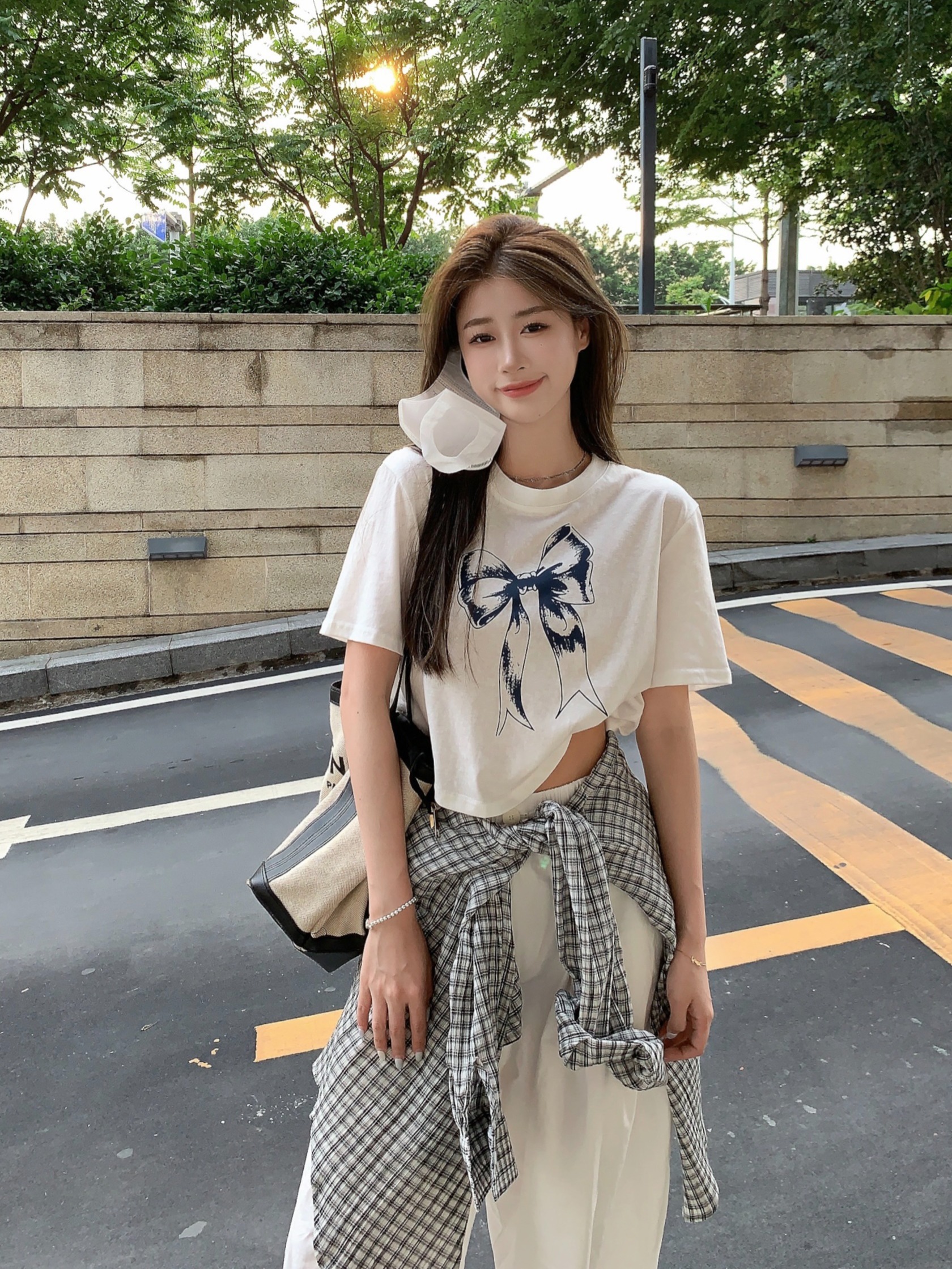 실사 정가 나비 매듭 프린트 쇼트 스타일 티셔츠 반팔 맨위