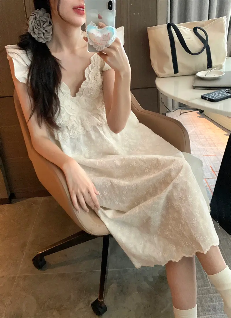복고 스타일 V라인 브라 패드 탑 배기 홈웨어 상세 이미지 3