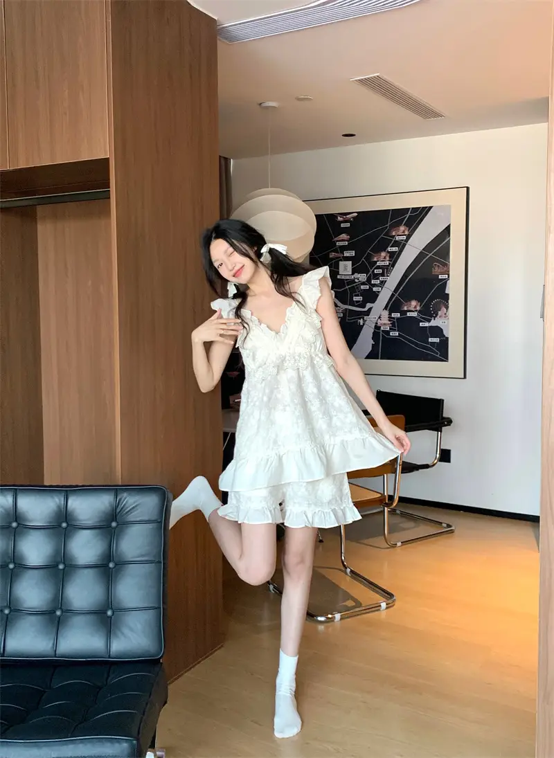 복고 스타일 V라인 브라 패드 탑 배기 홈웨어 상세 이미지 18