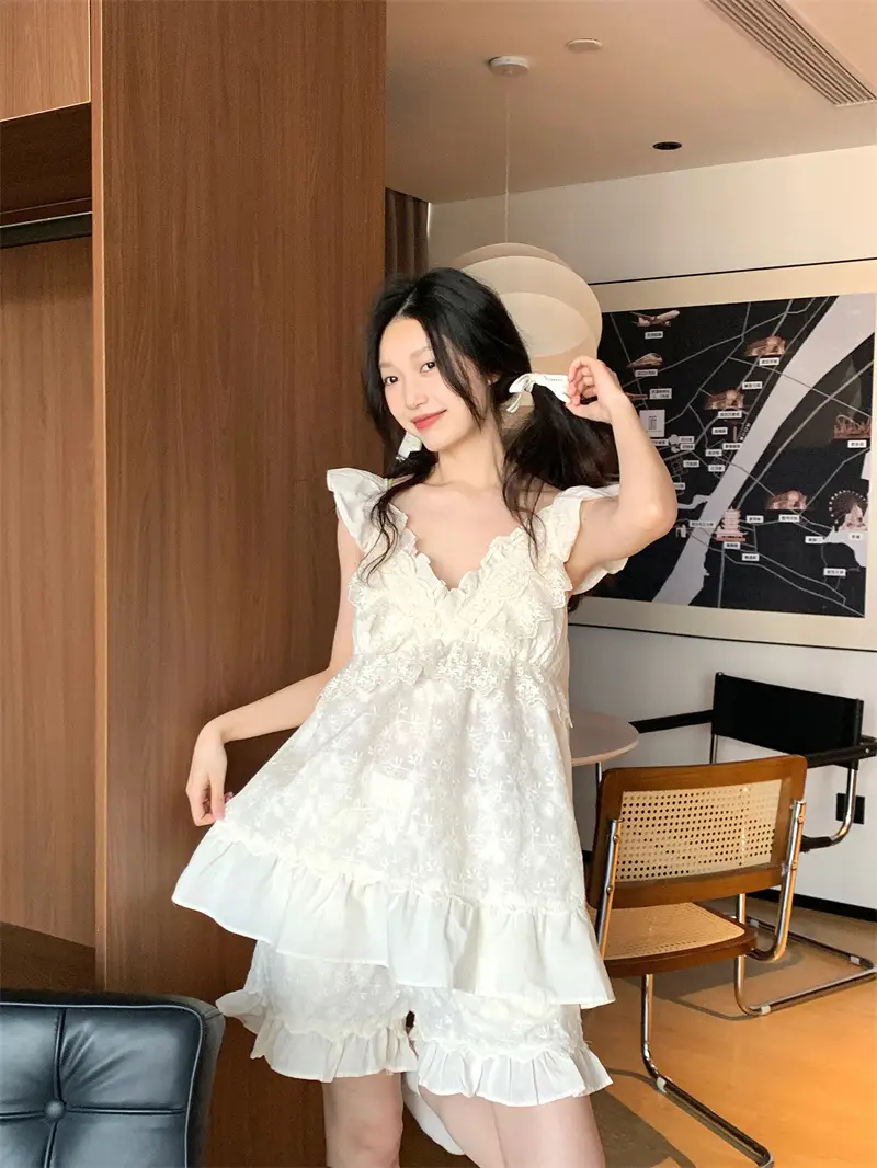 복고 스타일 V라인 브라 패드 탑 배기 홈웨어 상세 이미지 21