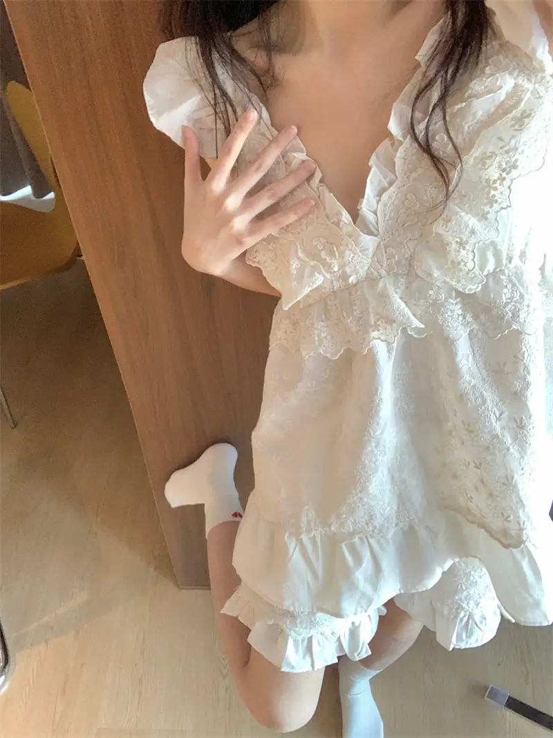 복고 스타일 V라인 브라 패드 탑 배기 홈웨어 상세 이미지 23
