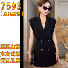 批发【KKHC【黑色诱惑】2024夏季新款显瘦气质高级感时尚连衣裙