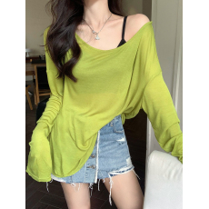 批发实拍实价 一字肩斜肩长袖T恤女夏季宽松防晒罩衫纯欲露背薄款上衣