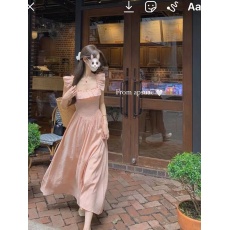 批发原版做法有内里蜜桃奶冻仙法式荷叶边方领连衣裙收腰<b class='q'>显瘦</b>长裙