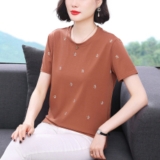 批发大码<b class='q'>妈妈装</b>2026新款圆领套头宽松简约刺绣纯棉T恤