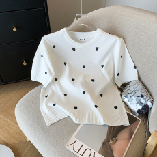 批发实拍 大货 2026夏季新款设计感爱心波点圆领短袖<b class='q'>T</b><b class='q'>恤</b>冰丝针织衫<b class='q'>女</b>