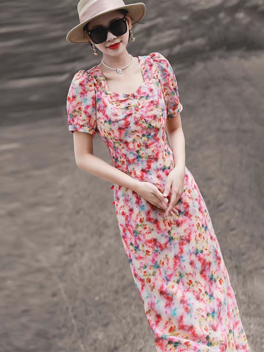 LN30029# 夏季新款气质法式茶歇泡泡袖方领修身印花包臀连衣裙女