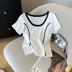 批发实拍 大货2026夏季新款设计感黑白撞色修身<b class='q'>T</b><b class='q'>恤</b>甜辣妹冰丝针织衫<b class='q'>女</b>