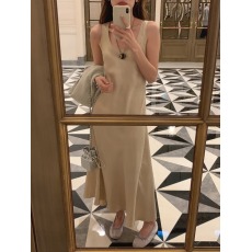 批发实拍  温柔丝滑 小众U领无袖背心打底裙吊带长款内搭<b class='q'>连衣裙</b>