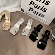 批发平底方扣水钻高跟凉鞋女鞋2024新款<b class='q'>夏</b>季法式气质套趾外穿高跟鞋