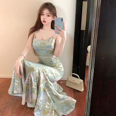 批发实拍 新中式吊带鱼尾连衣裙复古印花露肩修身收腰长裙<b class='q'>伴娘</b>裙<b class='q'>礼服</b>