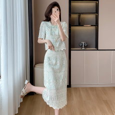 批发实拍轻奢名媛风粉色蕾丝法式套裙女夏季短袖设计感重工半身裙套装