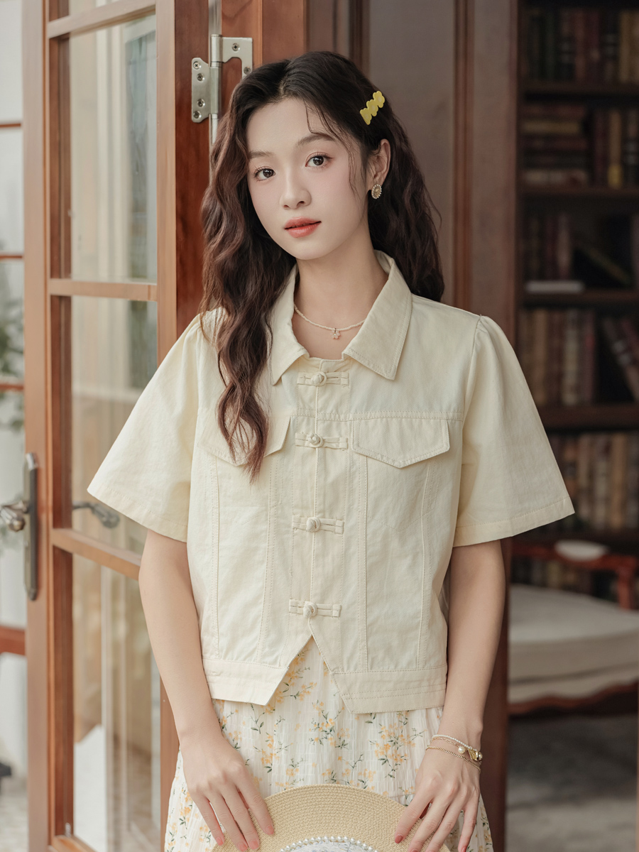 새로운 중식 국풍 단추 데님 여성 셔츠 2026 년 봄 여름 드레스 새로운 반팔 단색 짧은 외투 맨위 트렌디