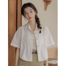 批发2026<b class='q'>夏季</b>港风多巴胺穿搭短袖白色短款工装牛仔衬衫女短袖<b class='q'>外套</b>上衣
