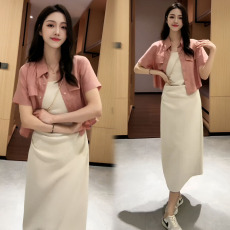 批发官图  2026年夏季新款<b class='q'>韩版</b>女士套装短袖衬衫收腰显瘦吊带裙两件套