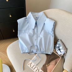 批发实拍 <b class='q'>设计</b>感小众独特飞肩无袖短款衬衫女夏季高级感坎肩上衣