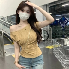 批发抖音天猫品质斜肩肌理感韩版短袖T恤女夏季修身露肩内搭气质上衣