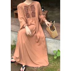 批发实拍跨境欧日韩气质<b class='q'>连衣裙</b><b class='q'>女</b>复古宽松<b class='q'>大码</b>刺绣长<b class='q'>裙</b>