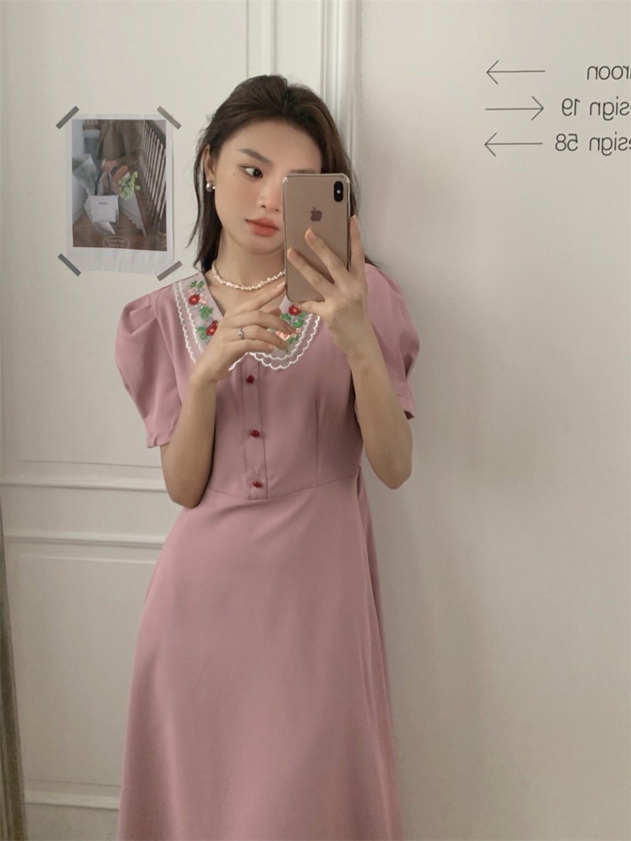 BY9175#法式复古刺绣娃娃领连衣裙气质显瘦收腰长裙女