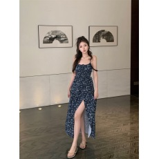 批发实拍实价~2025新款碎花开叉长裙夏高级感气质显瘦吊带连衣裙