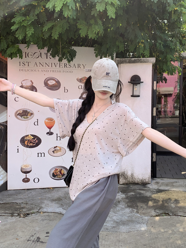 실사 도트 무늬 miu 부서 반팔 슬림해 보이는 다용도 소녀 센스 편안함 맨위