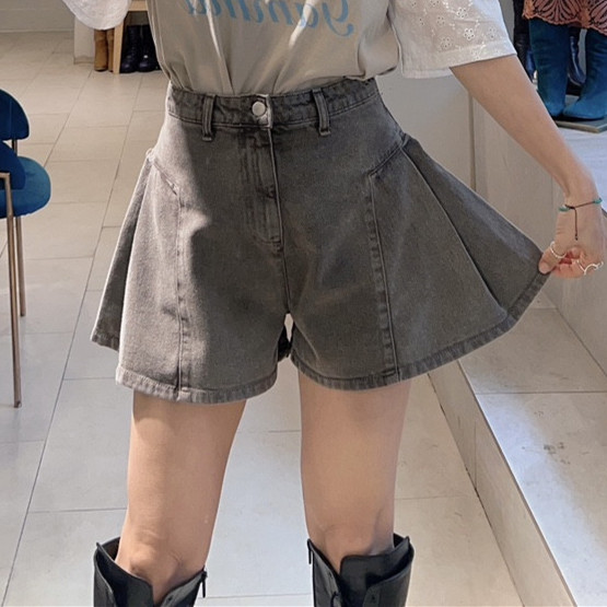 지금 플리츠 넓은 다리 장난기 넘치는 여름 데님 반바지
