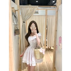 批发实拍实价 重工塔克褶蕾丝花边系带连衣裙泡泡袖纯棉短裙