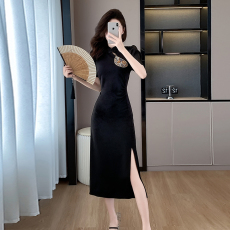 批发新中式国风改良版日常<b class='q'>旗袍</b>年轻款少女高端绝美黑色连衣裙女