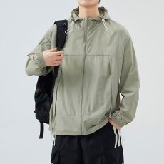 批发冰丝防晒衣男生宽松透气轻薄防紫外线外套连帽2024<b class='q'>夏</b>季薄款