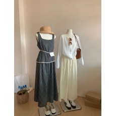 批发实拍～韩版条纹系带方领无袖背心+松紧腰<b class='q'>中长款</b>半身裙两件套