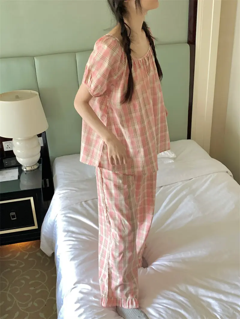 심플한 원형 목 라운드 네이비 홈웨어 상세 이미지 3
