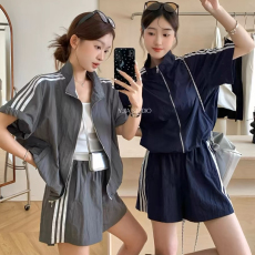 批发韩版女装2026夏款美式<b class='q'>运动服</b>套装休闲短袖外套高腰短裤两件套女